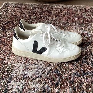Veja Sneakers